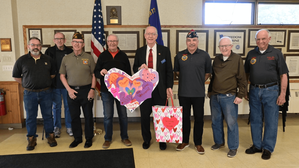 Foster pictured with valentines.