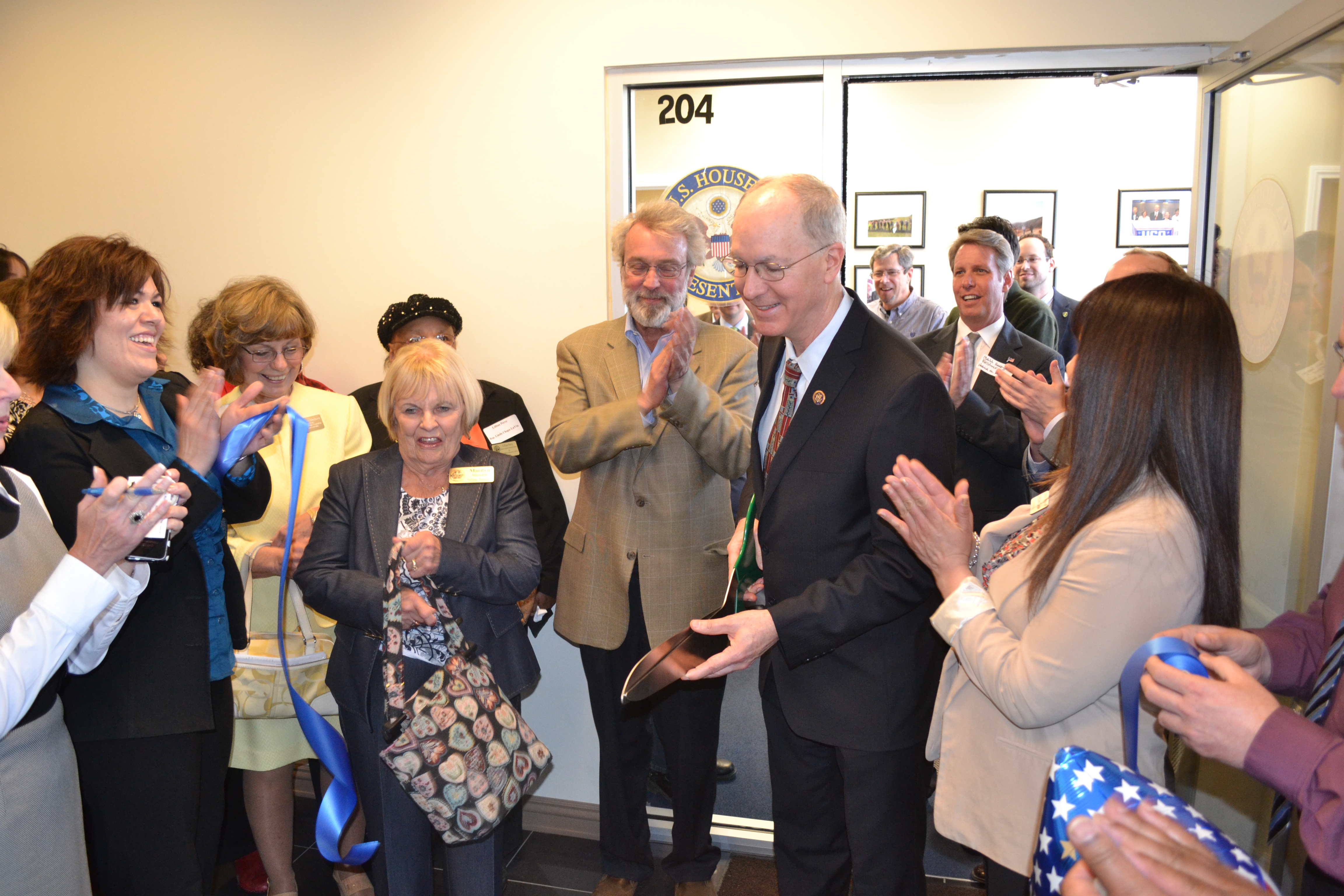 Congressman Bill Foster Opens Aurora Office 